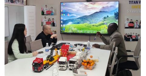 Zimbabwean Customer Visit TITAN to Purchase Used Sitrak Dump Truck