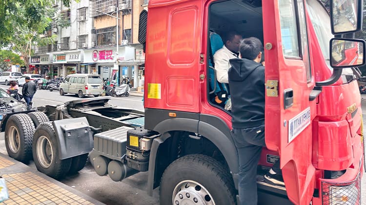 Libyan Customers Inspect Used HOWO Tractor Truck Head on Site