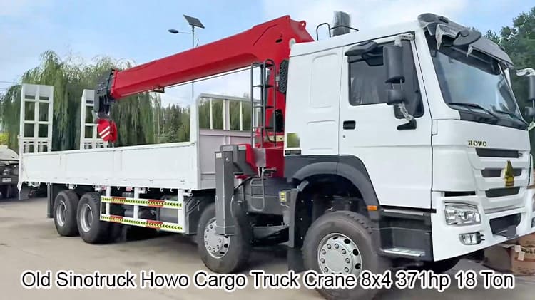 Old Sinotruck Howo 8x4 Cargo Truck Crane 18 Ton Boom Truck for Sale