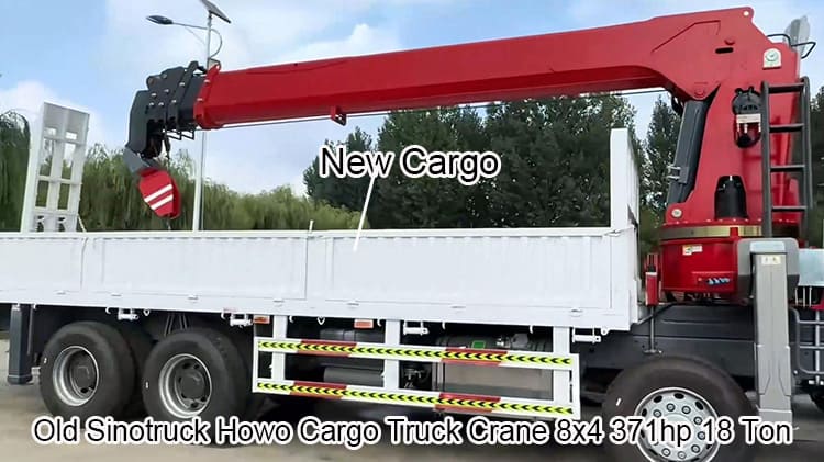 Old Sinotruck Howo 8x4 Cargo Truck Crane 18 Ton Boom Truck for Sale