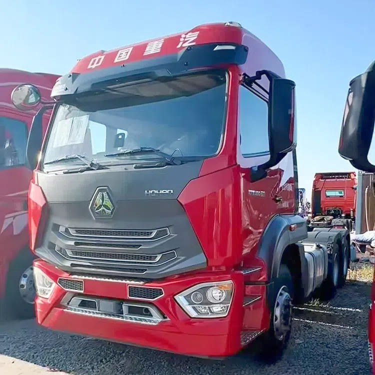 Second Hand Sinotruk Hohan Tractor Head Truck N7W 400hp