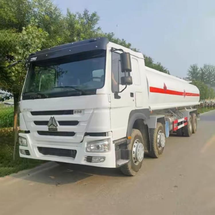 Howo Old Oil Tank 30000 Liter Diesel Tank Lorry