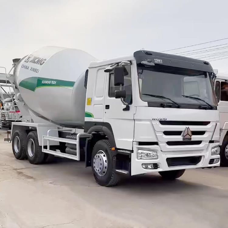 Used Howo Transit Mixer 12 Yard 10m3 Concrete Mixer Truck