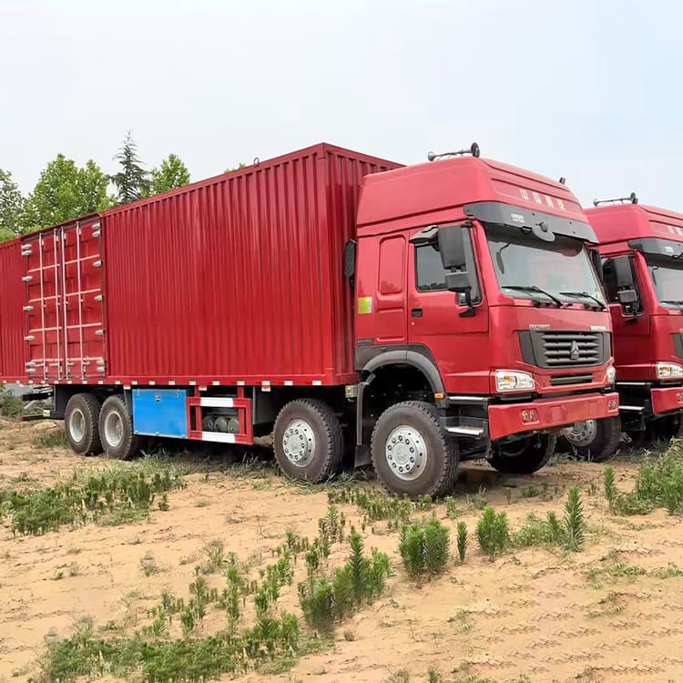 Used Howo Cargo Trucks 336hp Box Truck 26 Foot 8x4