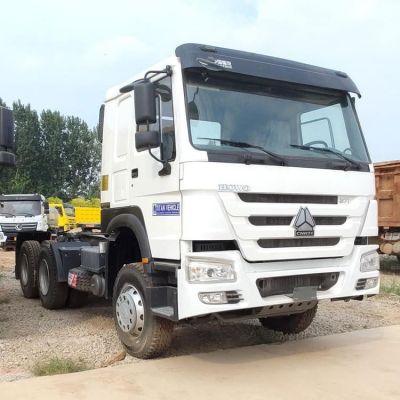 Sinotruk Howo 6x4 Tractor Truck 371