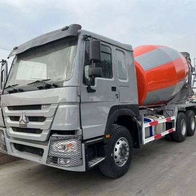 Howo Used Concrete Mixer Truck 6x4