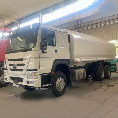 Used Howo 25000l Fuel Tank Truck 6000 Gallon Tanker