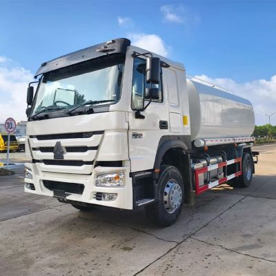Used Howo 4x2 15000L Water Tanker Truck 15cbm
